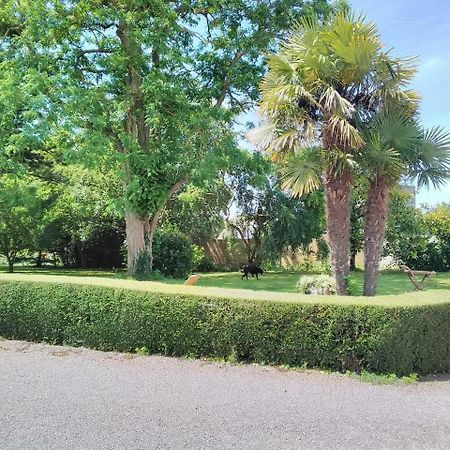 Normandy Vip Villa Trevieres Exterior photo